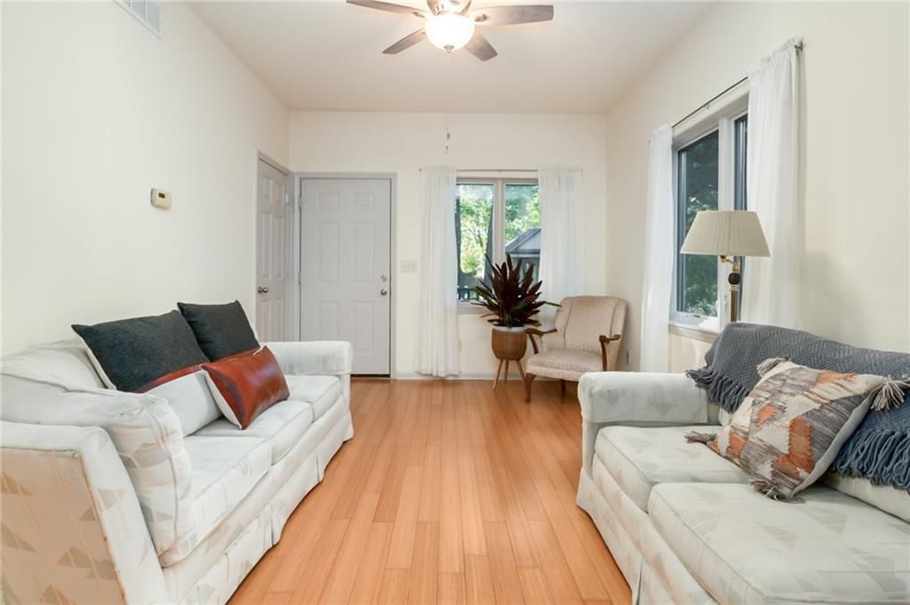 1218 Delaware Street — photo 5