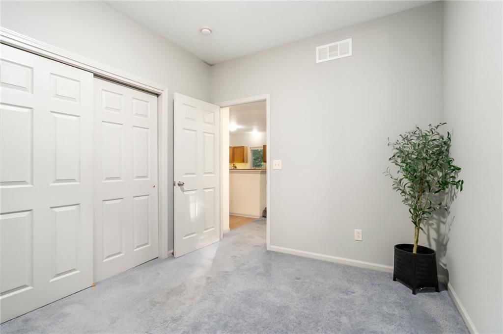 1218 Delaware Street — photo 17
