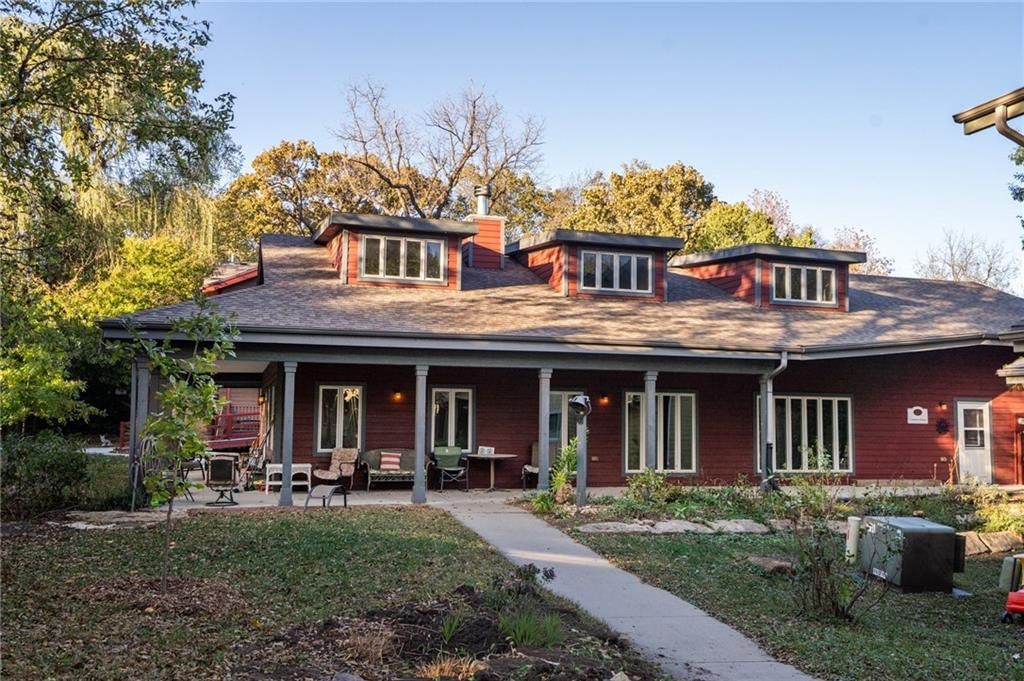 1218 Delaware Street — photo 32