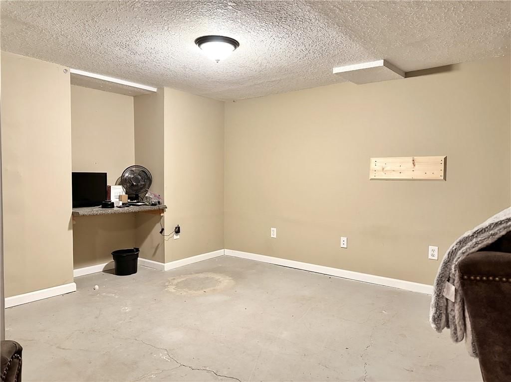 2611 Sportsman Road — photo 11