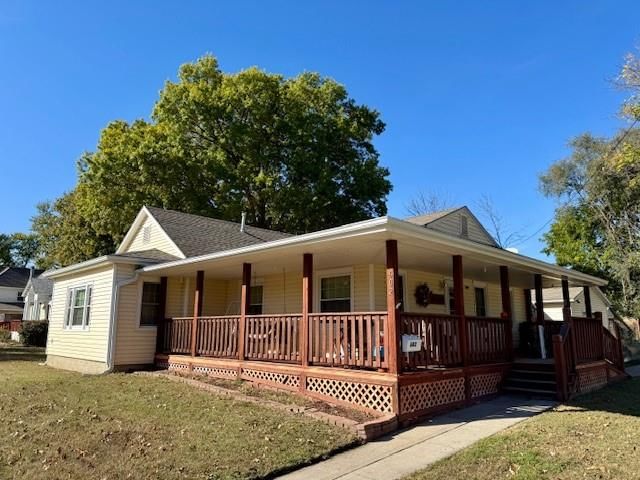 602 W Broadway Street — photo 4
