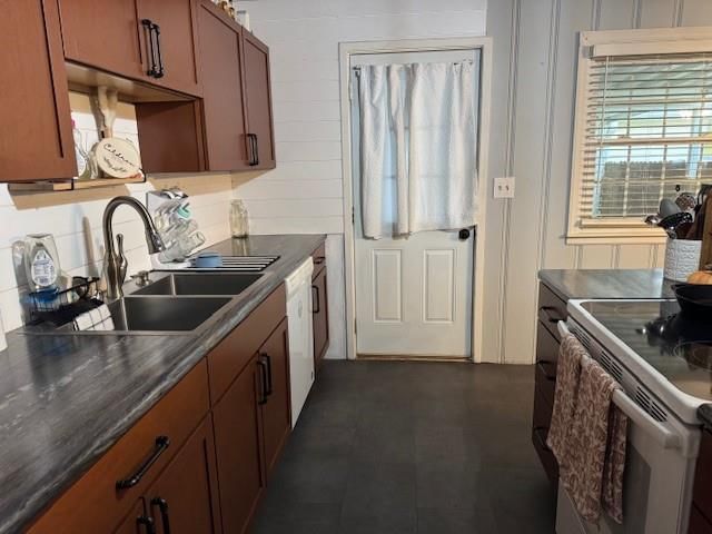 602 W Broadway Street — photo 14