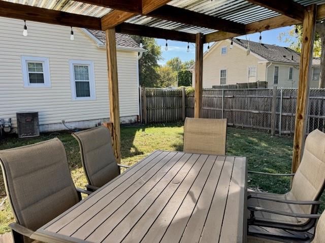 602 W Broadway Street — photo 34