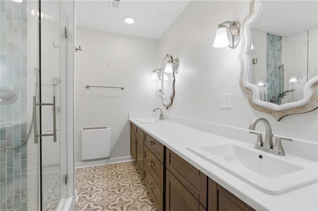 1606 Lynn Road — photo 32