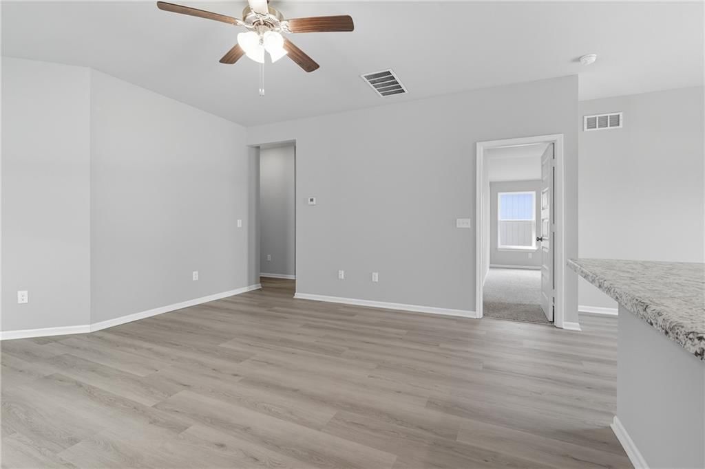 20361 W 194th Terrace — photo 4