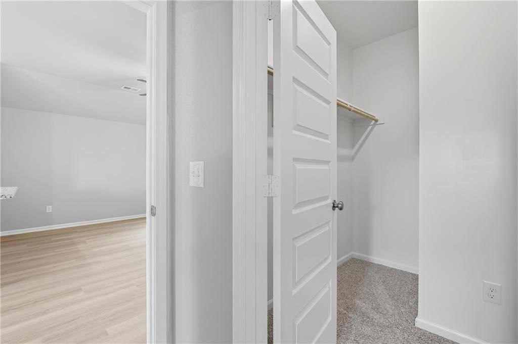 20361 W 194th Terrace — photo 7