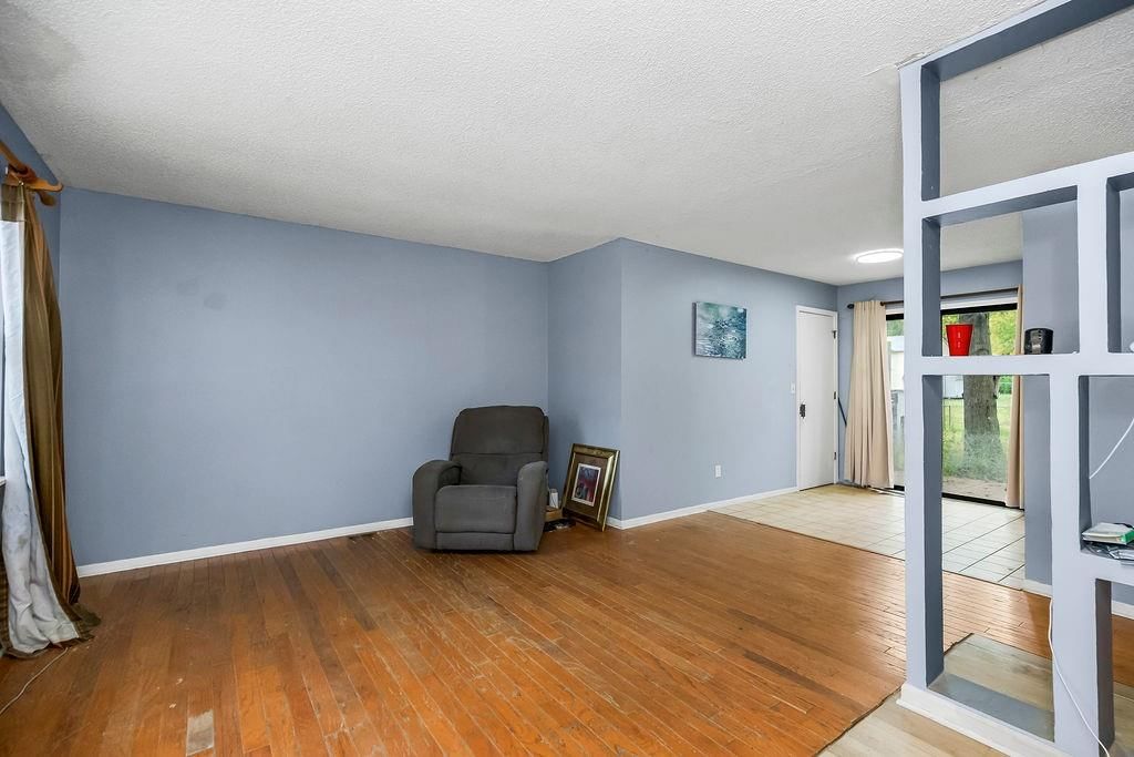 1504 N Emery Street — photo 4