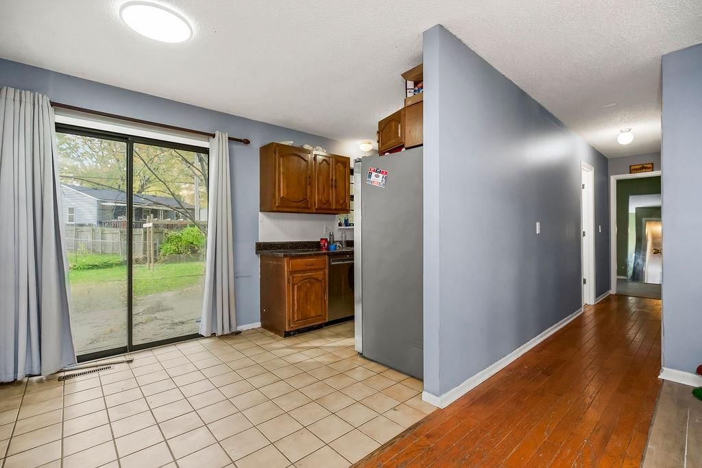 1504 N Emery Street — photo 6
