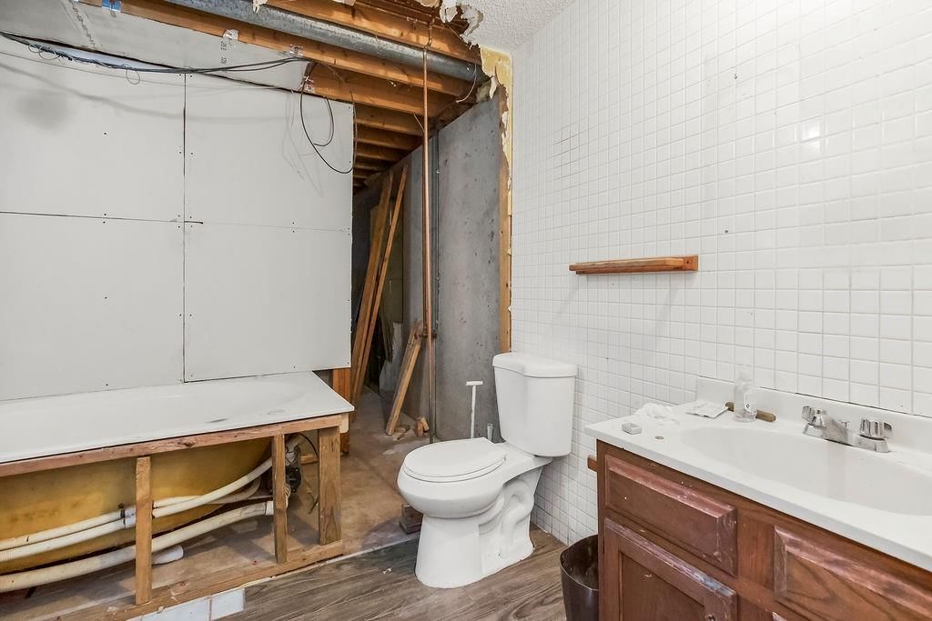 1504 N Emery Street — photo 14