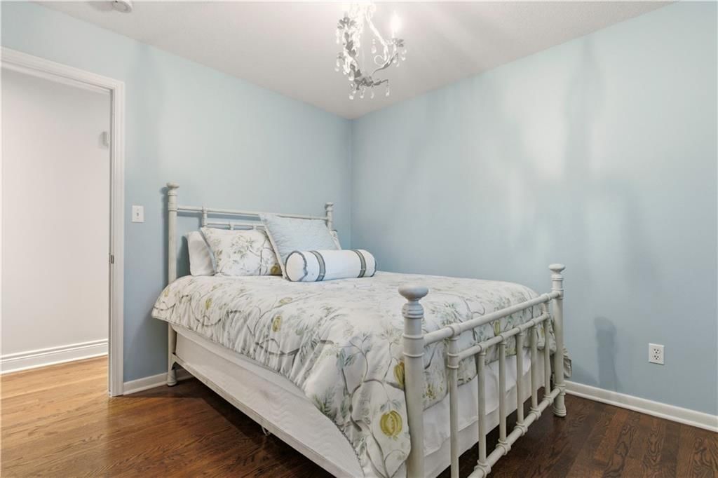 3204 W 81st Terrace — photo 38