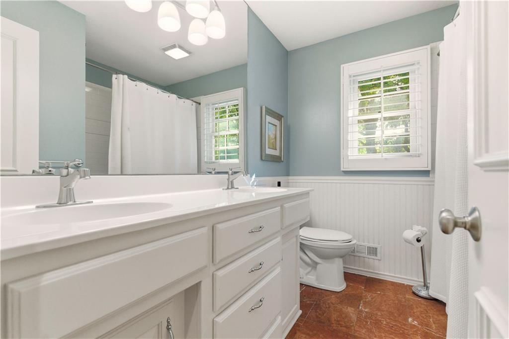 3204 W 81st Terrace — photo 42