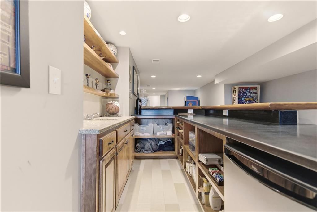 3204 W 81st Terrace — photo 51