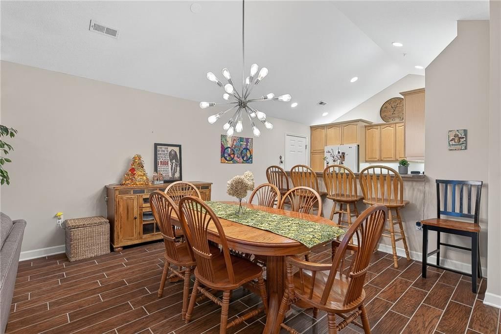 23154 W 71 Terrace — photo 6