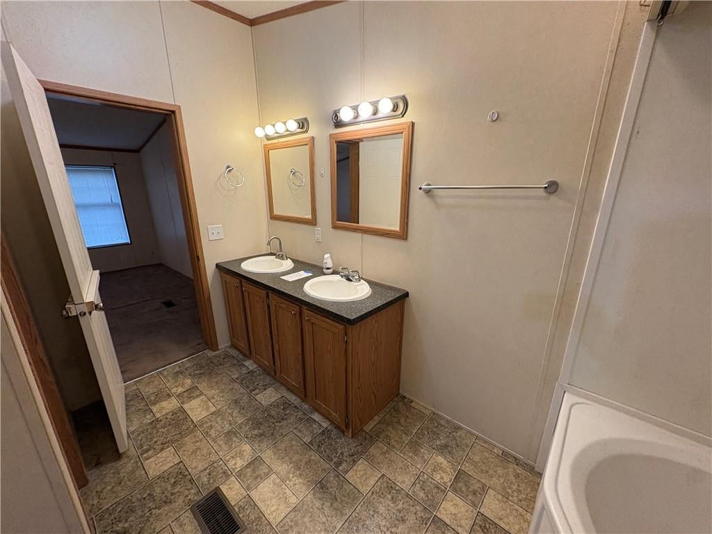 5500 SE Deer Run Drive — photo 16