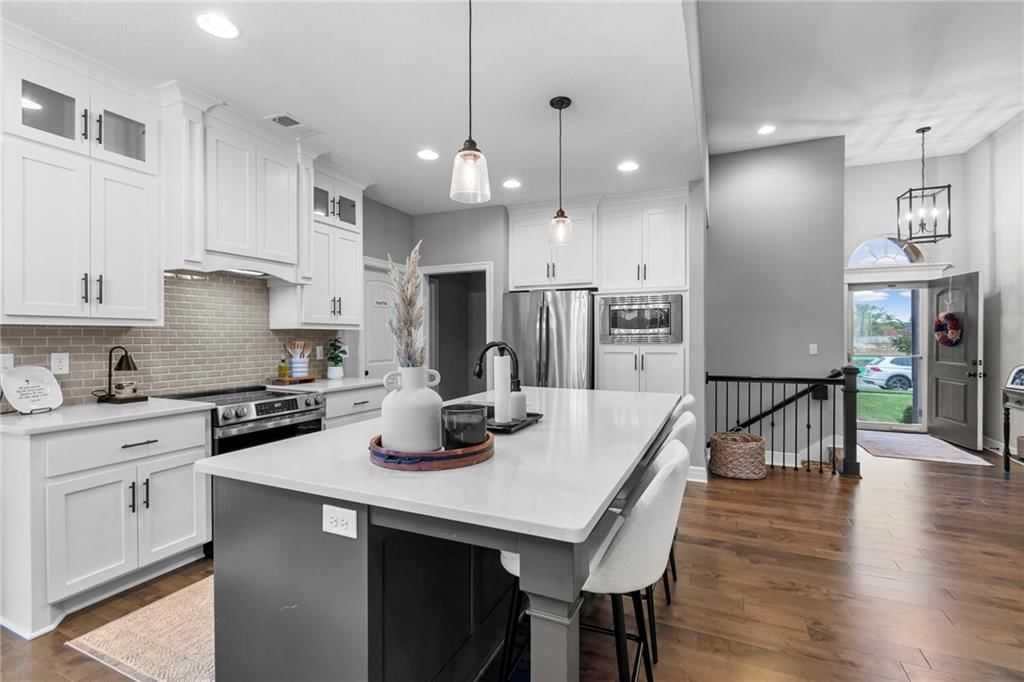4812 SW 5th Street — photo 8