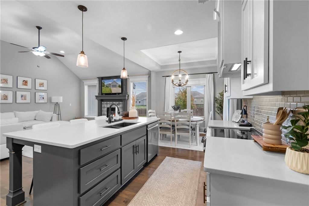 4812 SW 5th Street — photo 11