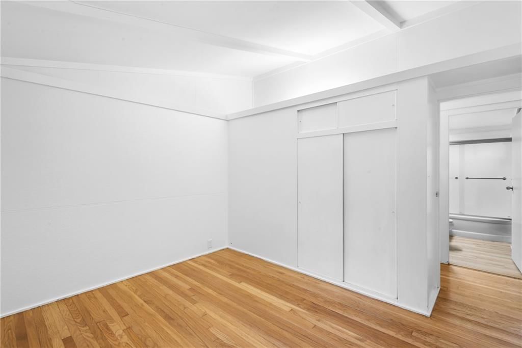 5708 N Woodland Avenue — photo 17