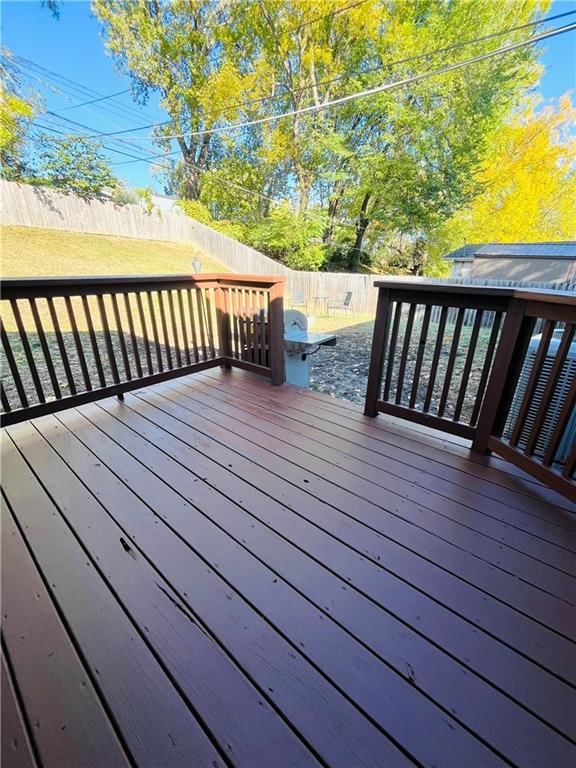 5708 N Woodland Avenue — photo 20