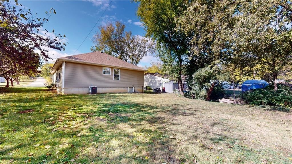 409 Sheidley Avenue — photo 31
