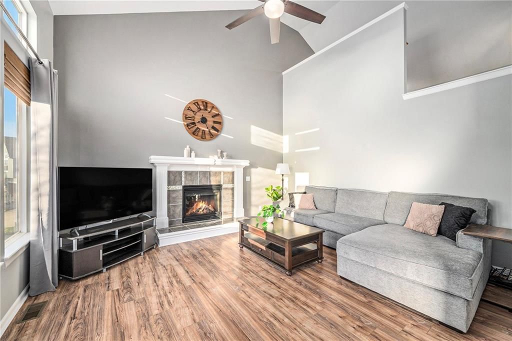 254 W Cheyenne Street — photo 4
