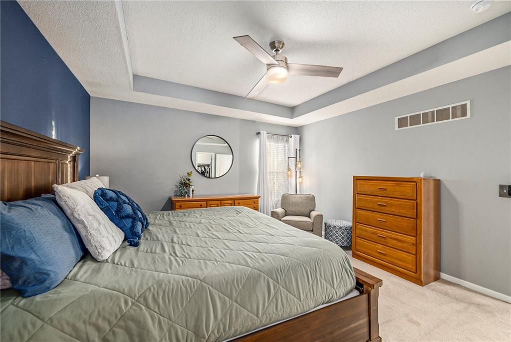 254 W Cheyenne Street — photo 14