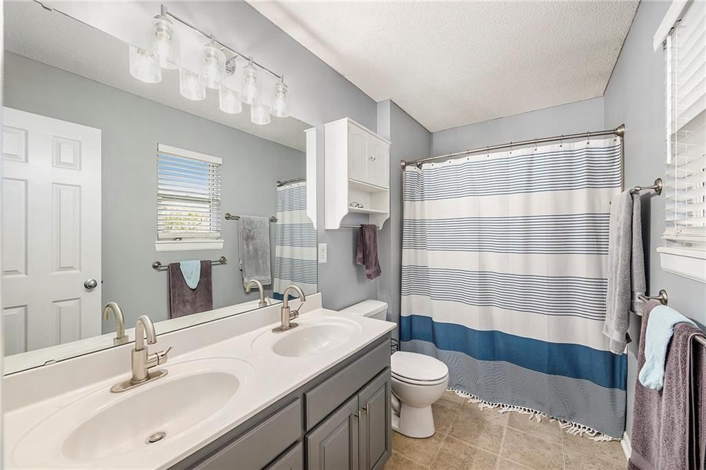254 W Cheyenne Street — photo 15