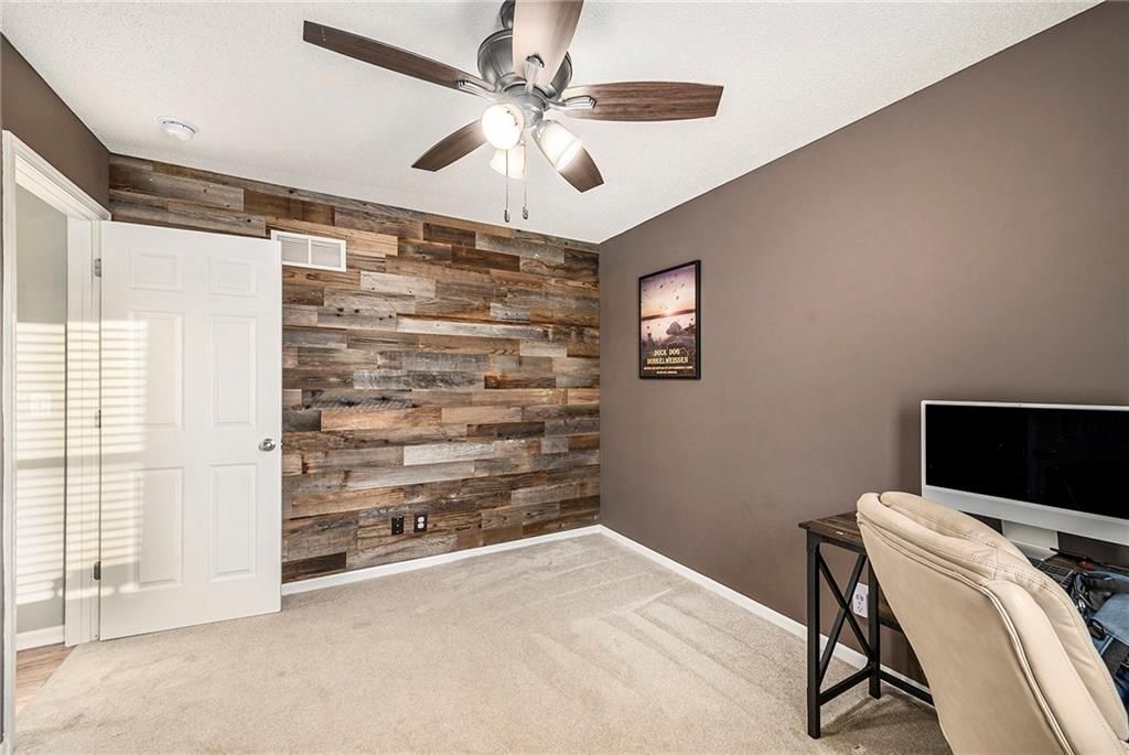 254 W Cheyenne Street — photo 19