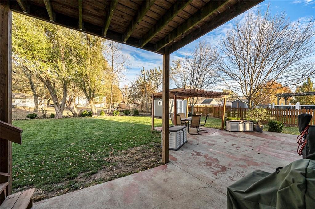 254 W Cheyenne Street — photo 25