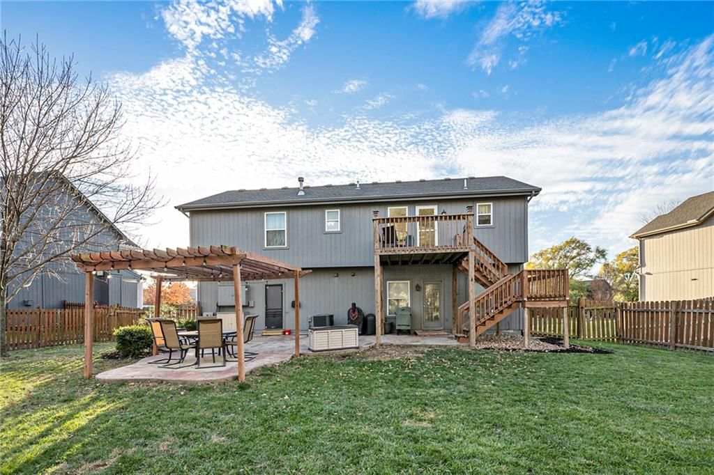 254 W Cheyenne Street — photo 27