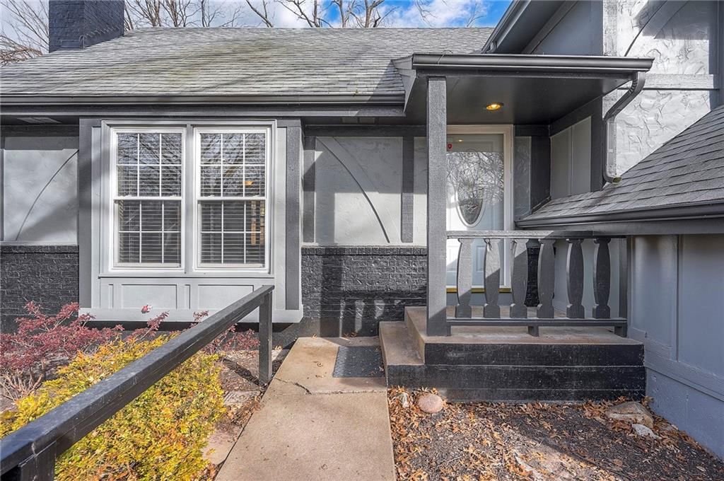 13921 S Brookwood Court — photo 3