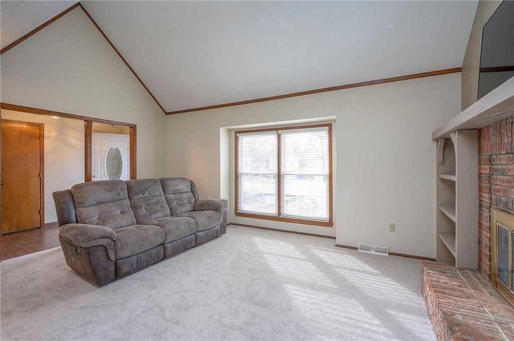 13921 S Brookwood Court — photo 8