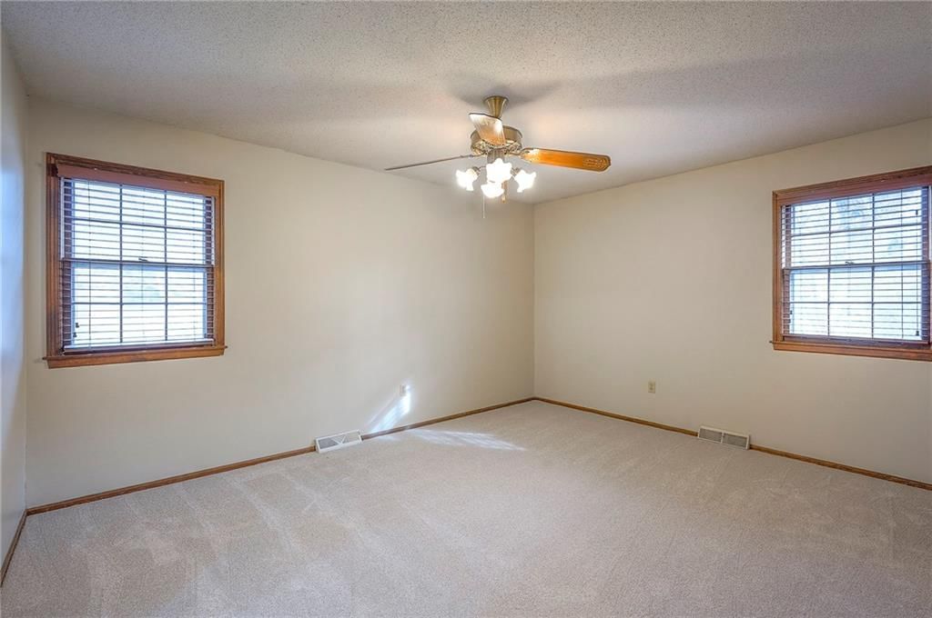 13921 S Brookwood Court — photo 19