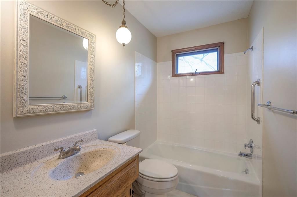 13921 S Brookwood Court — photo 25