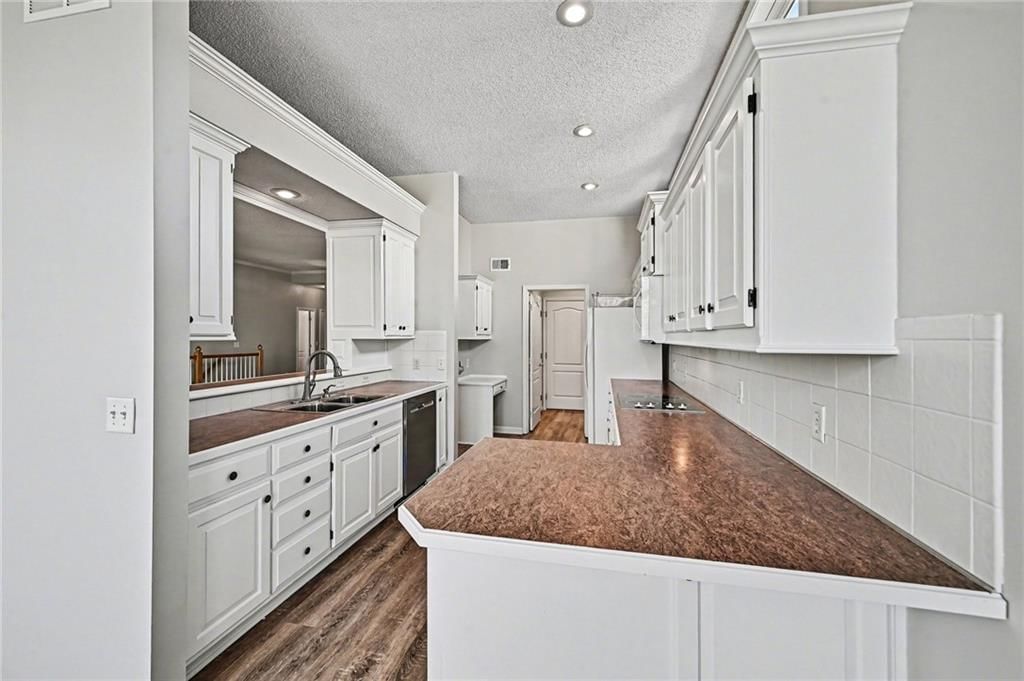 3100 NW 86th Street — photo 11