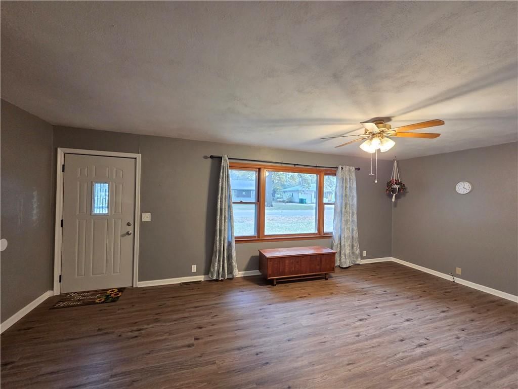 524 Pin Oak Street — photo 5