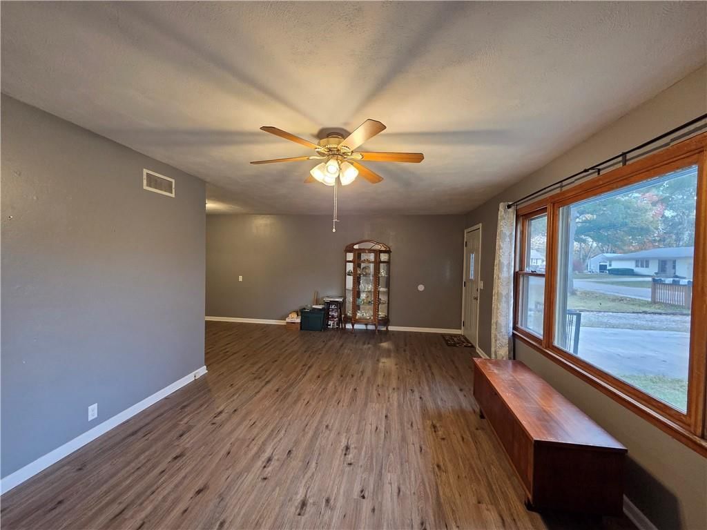 524 Pin Oak Street — photo 6