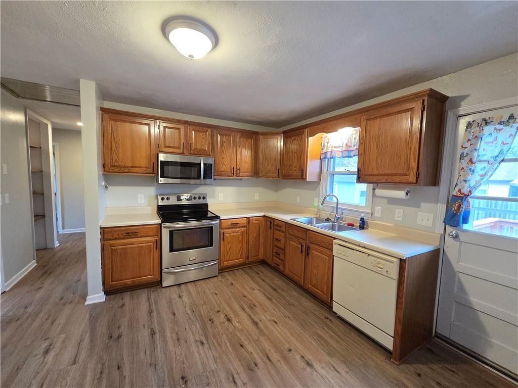 524 Pin Oak Street — photo 8