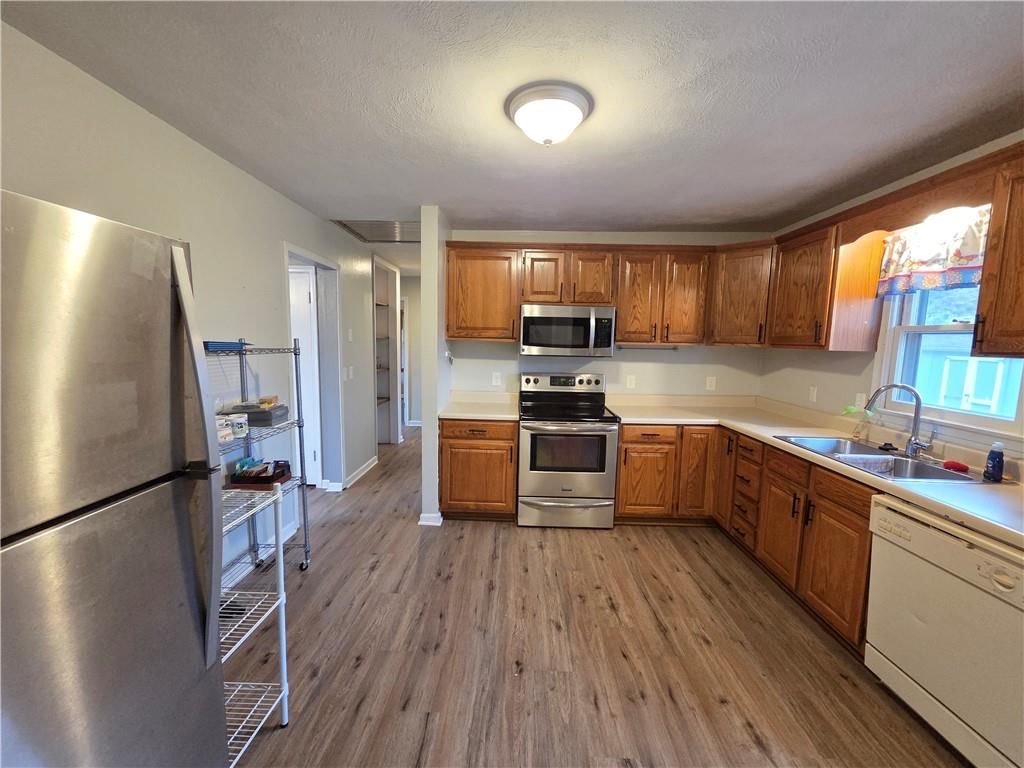 524 Pin Oak Street — photo 10