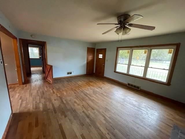 1504 Oak Street — photo 3