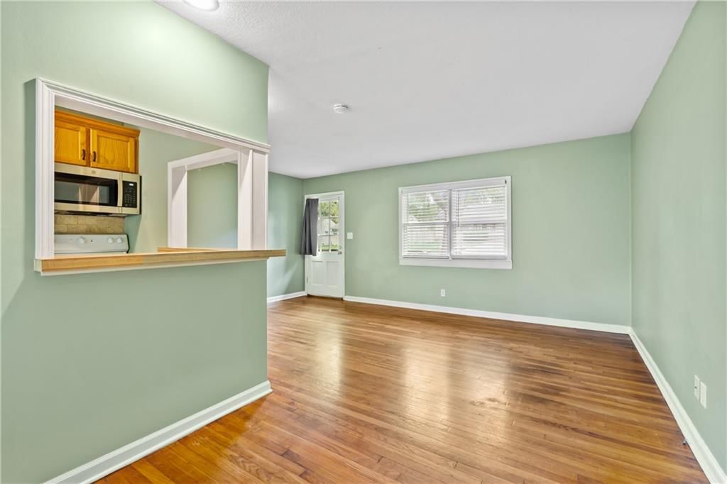 Photo 8 of 26 - 6404 W 82nd Street