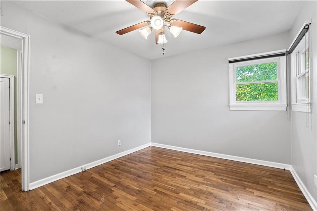Photo 20 of 26 - 6404 W 82nd Street