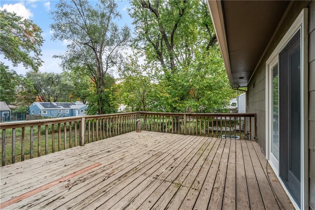 Photo 21 of 26 - 6404 W 82nd Street