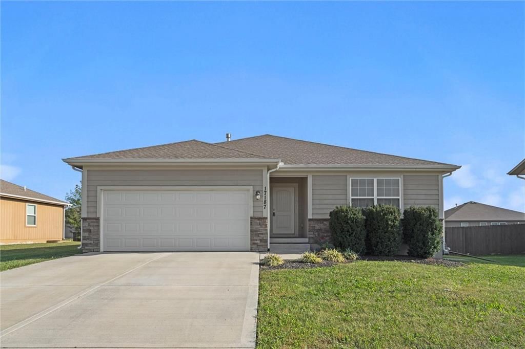 17187 S Kill Creek Road, Gardner, KS