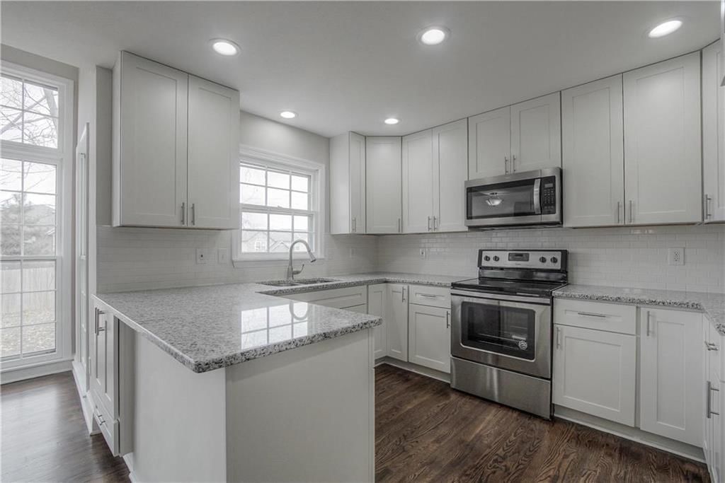 14036 W 113th Street — photo 8