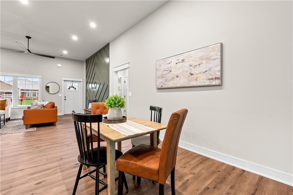 216 S Devin Street — photo 14
