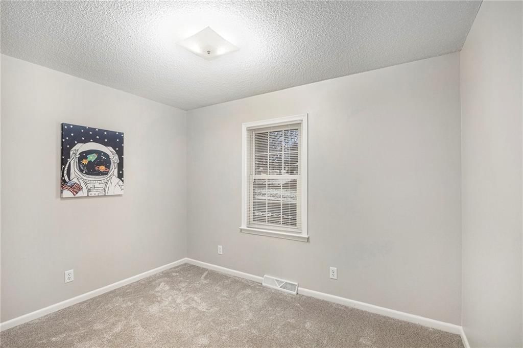 7000 NW Belvidere Parkway — photo 16