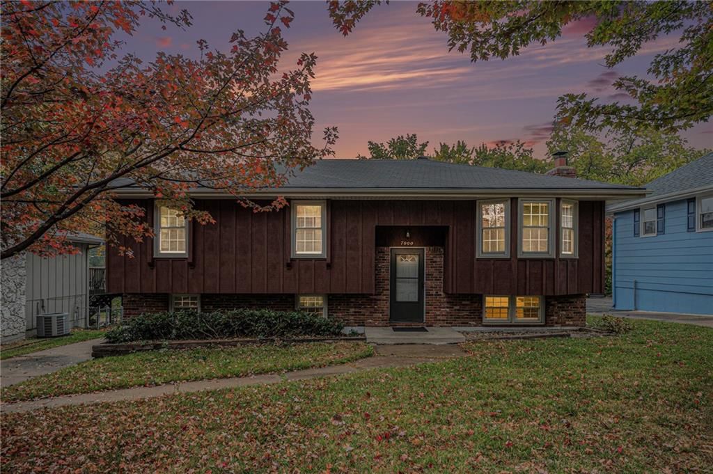 7000 NW Belvidere Parkway — photo 25