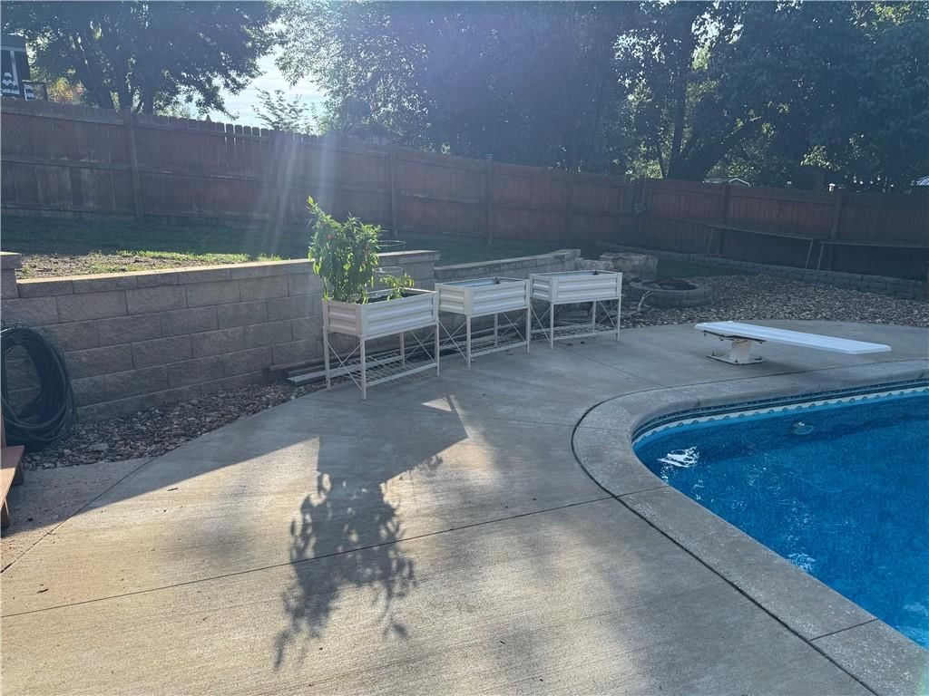 401 W Olive Street — photo 11