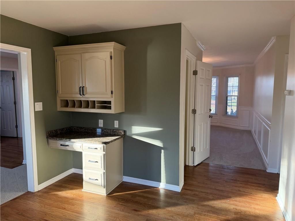 401 W Olive Street — photo 18