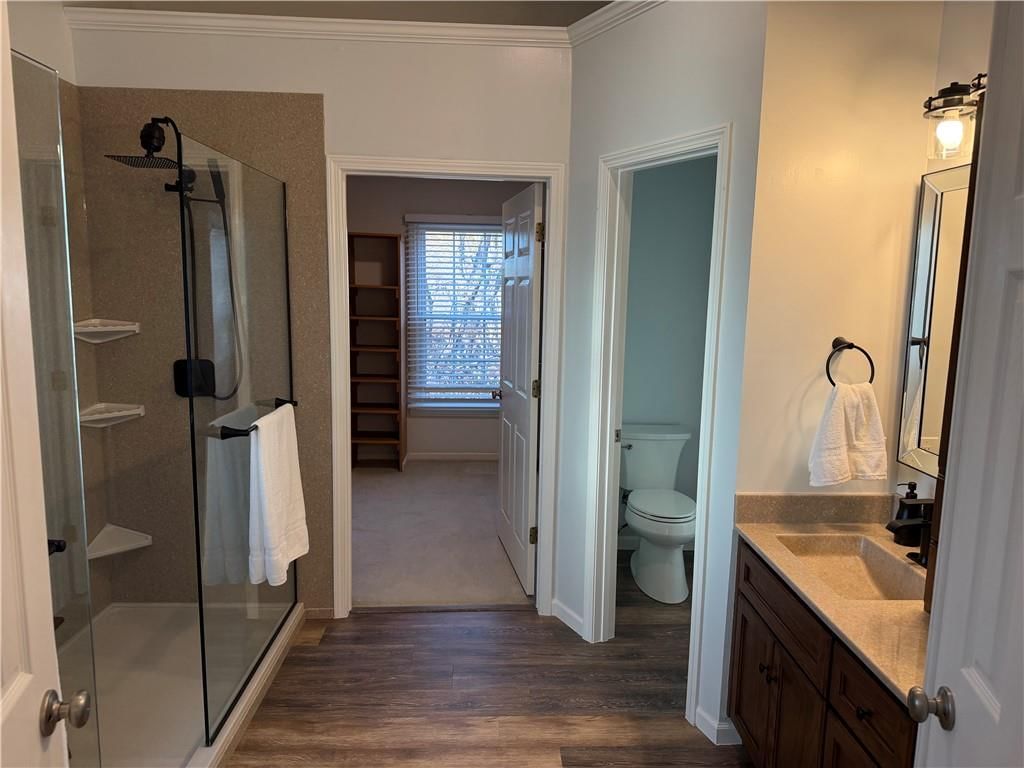 401 W Olive Street — photo 32